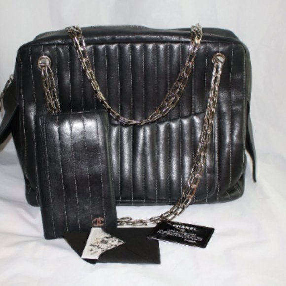 Chanel Mademoiselle 2 Piece Vertical Quilted W / Wallet Lambskin Leather - Picture 2 of 14